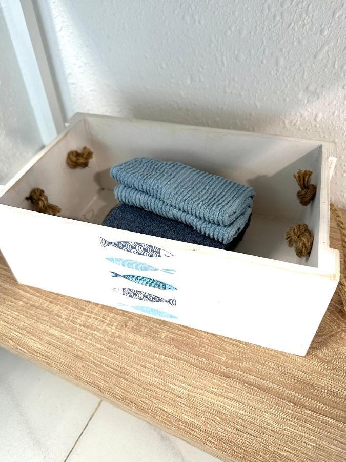 Face A La Mer - Vue Epique, Climatisation, Wifi, Draps Inclus Empuriabrava Dış mekan fotoğraf