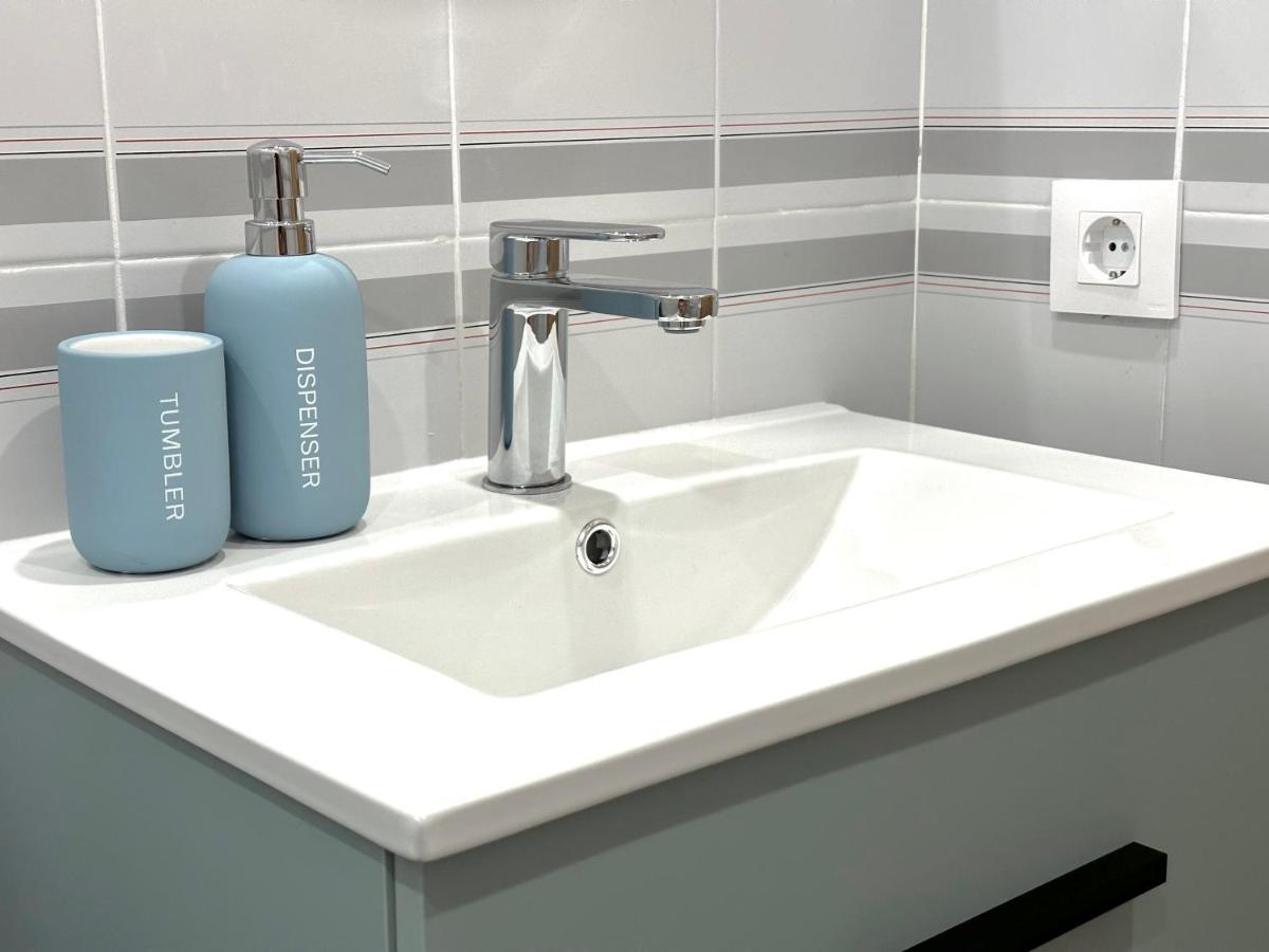 Face A La Mer - Vue Epique, Climatisation, Wifi, Draps Inclus Empuriabrava Dış mekan fotoğraf